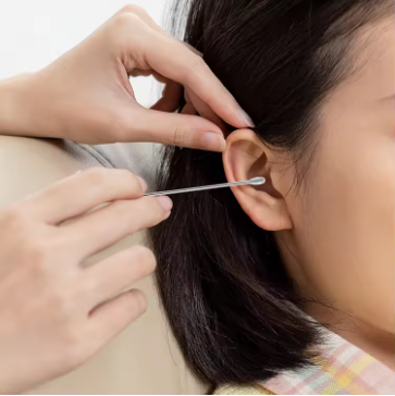 Portable metal earwax remover set with case